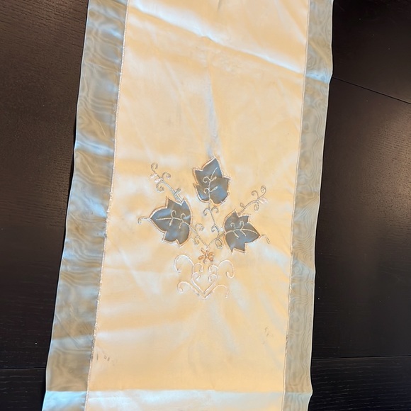 Dining Table Runner - Picture 4 of 5